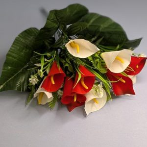 Б2774 Букет калл с добавкой.