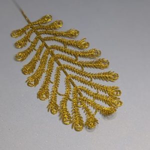 В1876 Ветка "Павлиний хвост"