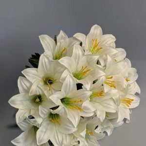 Б2878 Букет лилии 18г.
